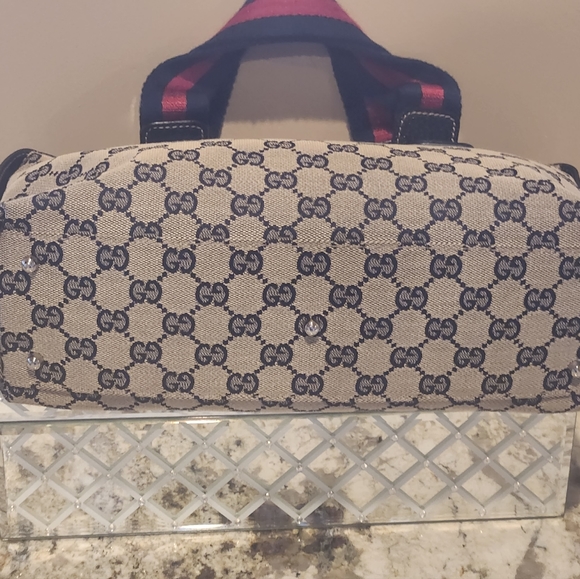 Gucci Sherry Line Hand Bag - Picture 4 of 16